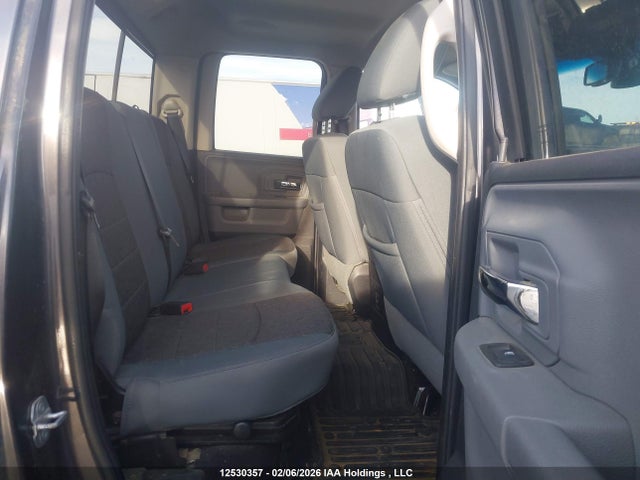 1C6RR7GT0ES378389 RAM 1500 Slt