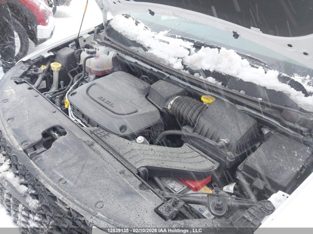 Chrysler Pacifica Limited 2025 2C4RC1GG8SR602614 Image 10