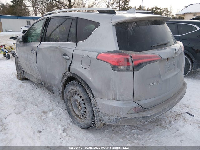 2T3ZFREV0GW238810 Toyota RAV4