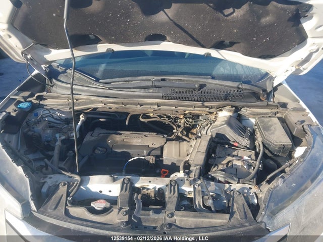Honda CR-V LX 2016 2HKRM4H39GH116232 Image 10
