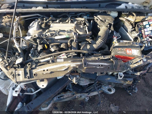 2T1BURHE4HC885922 Toyota COROLLA SE