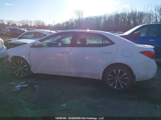 2T1BURHE4HC885922 Toyota COROLLA SE