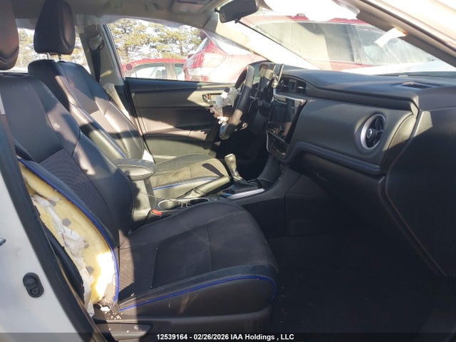2T1BURHE4HC885922 Toyota COROLLA SE