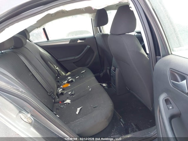 3VW2K7AJ2FM355077 Volkswagen Jetta 2.0l Trendline/2.0l Trendline+