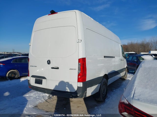 W1Y4KCHY9RP656298 Mercedes-Benz Sprinter 2500 High Roof 4-cyl Diesel