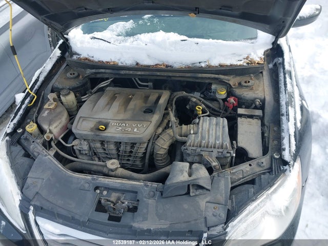 2013 Chrysler 200 Touring მანქანა იყიდება აუქციონზე, vin: 1C3CCBBB6DN758405, აუქციონის ნომერი: 12539187