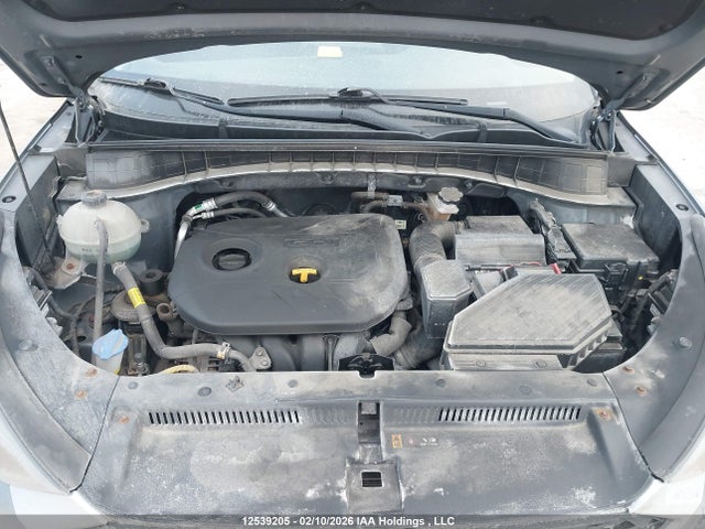 KM8J23A40KU909302 Hyundai Tucson Essential W/safety Package