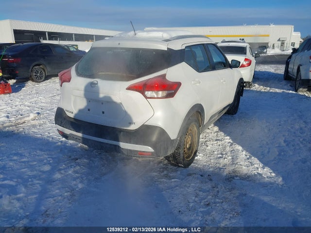 3N1CP5CU5JL496957 Nissan Kicks S/sr/sv