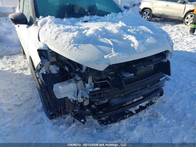 3N1CP5CU5JL496957 Nissan Kicks S/sr/sv