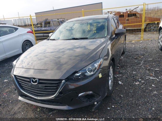 3MZBM1V71GM252529 Mazda MAZDA3