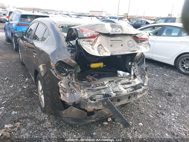 3MZBM1V71GM252529 Mazda MAZDA3