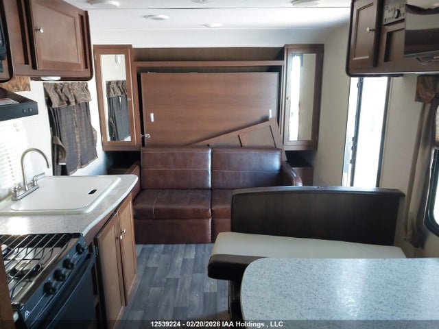 4YDT20225GX425167 Keystone Bullet