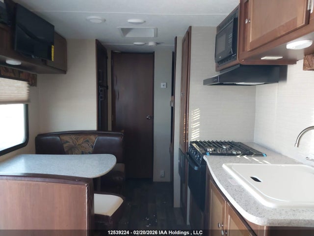 4YDT20225GX425167 Keystone Bullet