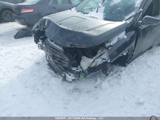 3GKALTEVXNL116287 GMC Terrain Sle