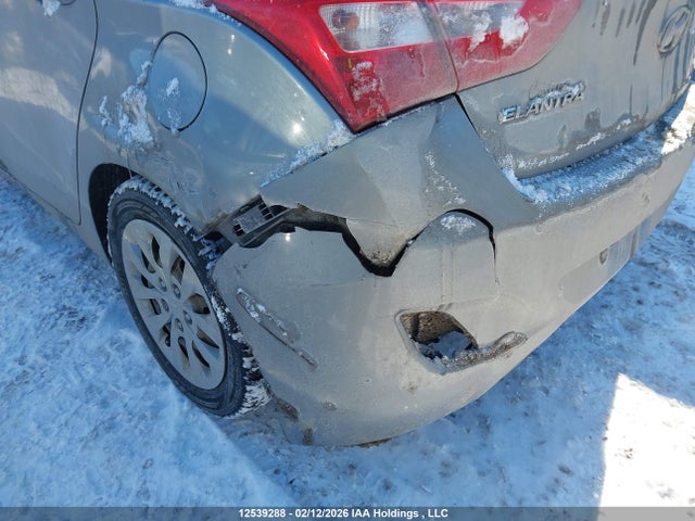 KMHD25LHXGU278770 Hyundai Elantra Gt Gl