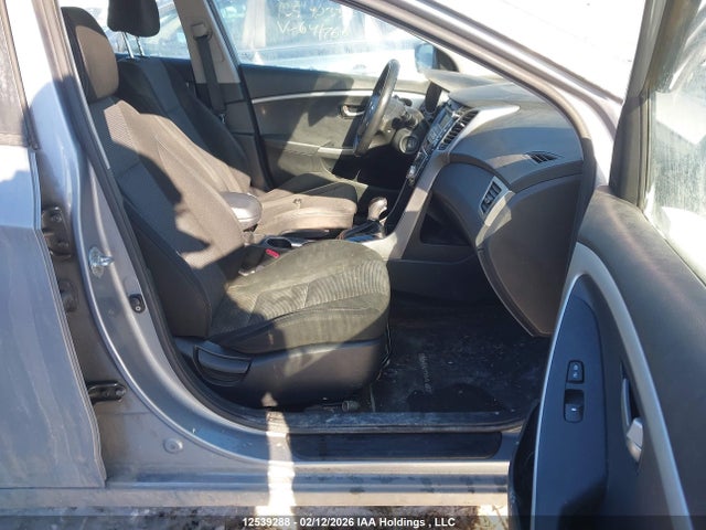 KMHD25LHXGU278770 Hyundai Elantra Gt Gl
