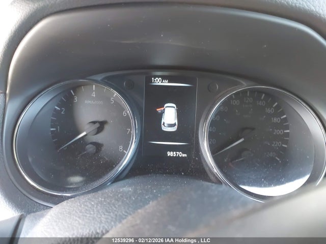 5N1AT2MV5HC821971 Nissan Rogue S/sl Platinum/sv