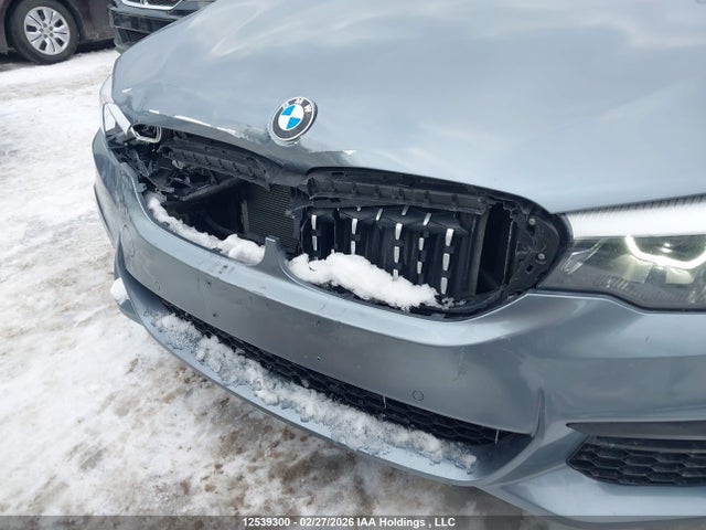 WBAJA7C31HG906223 BMW 530i Xdrive