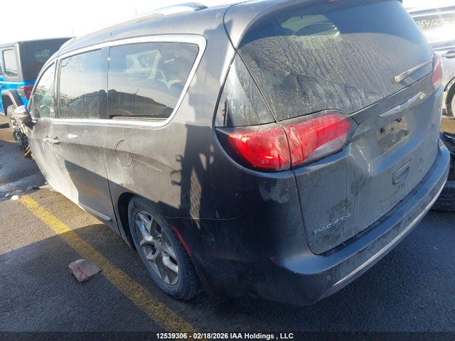 2017 Chrysler Pacifica Limited მანქანა იყიდება აუქციონზე, vin: 2C4RC1GG3HR569904, აუქციონის ნომერი: 12539306