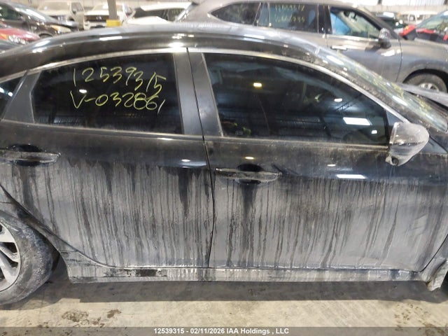 Продаж на аукціоні авто 2017 Honda Civic, vin: 2HGFC2F88HH032861, номер лоту: 12539315