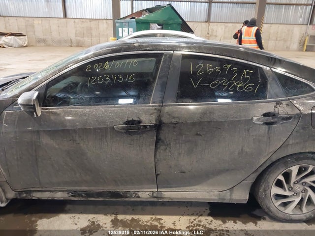 Продаж на аукціоні авто 2017 Honda Civic, vin: 2HGFC2F88HH032861, номер лоту: 12539315