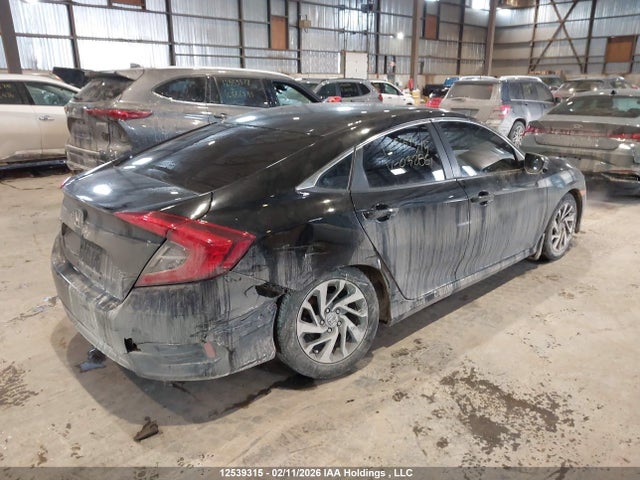 Продаж на аукціоні авто 2017 Honda Civic, vin: 2HGFC2F88HH032861, номер лоту: 12539315