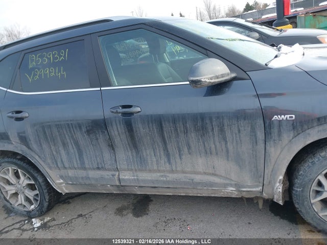 12539321 :رقم المزاد ، KNDERCAA3N7299244 vin ، 2022 Kia Seltos مزاد بيع
