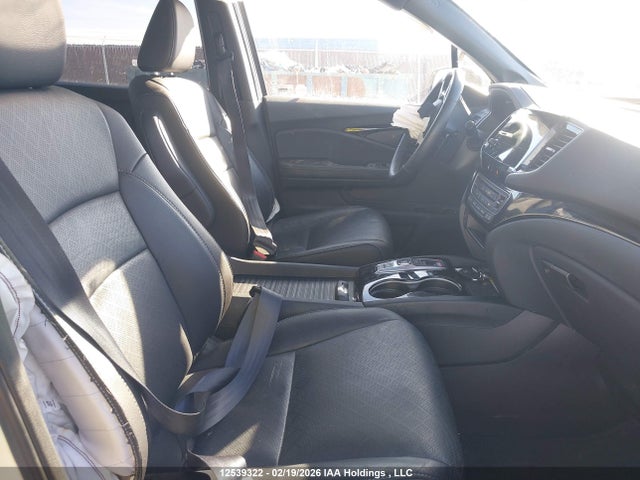 Продажа на аукционе авто 2023 Honda Passport Touring, vin: 5FNYF8H98PB502222, номер лота: 12539322