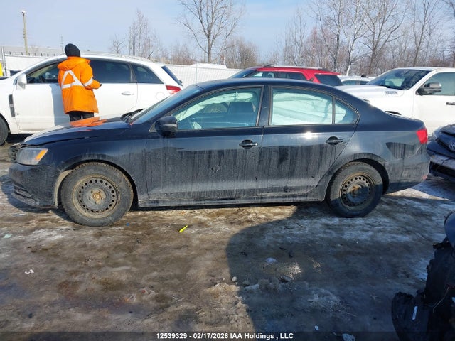 3VWD07AJ8FM275345 Volkswagen JETTA SE