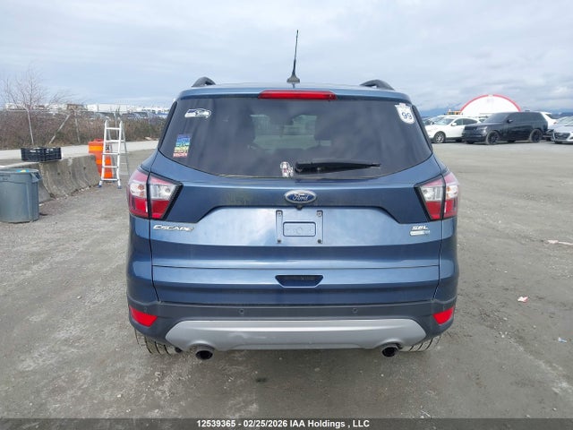 1FMCU9HD7JUC82866 Ford ESCAPE SEL