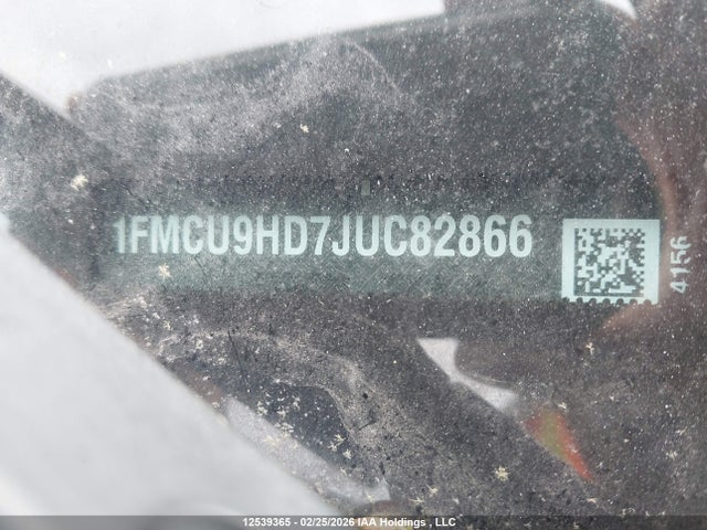 1FMCU9HD7JUC82866 Ford ESCAPE SEL