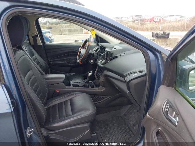 1FMCU9HD7JUC82866 Ford ESCAPE SEL