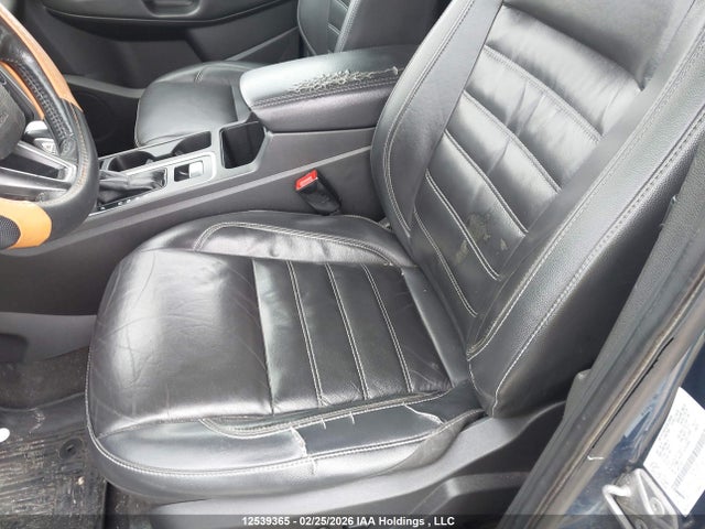 1FMCU9HD7JUC82866 Ford ESCAPE SEL
