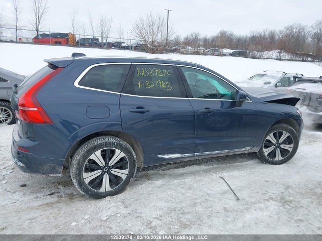 LYVH60DVXPB327963 Volvo Xc60 Core