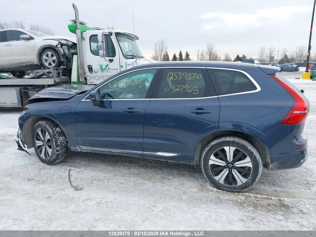 LYVH60DVXPB327963 Volvo Xc60 Core