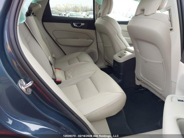 LYVH60DVXPB327963 Volvo Xc60 Core