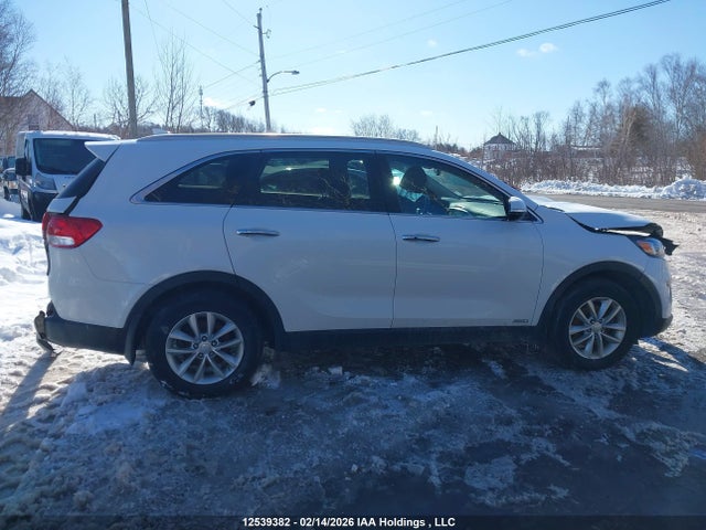 5XYPGDA14JG365706 KIA Sorento Lx/l