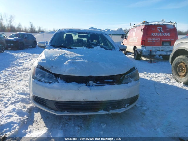 Продаж на аукціоні авто 2014 Volkswagen Jetta 2.0l Trendline+, vin: 3VW2K7AJ1EM231235, номер лоту: 12539388