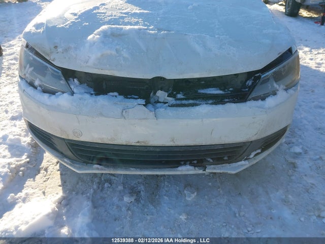 Продаж на аукціоні авто 2014 Volkswagen Jetta 2.0l Trendline+, vin: 3VW2K7AJ1EM231235, номер лоту: 12539388
