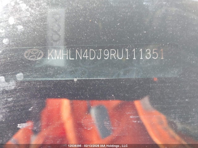 KMHLN4DJ9RU111351 Hyundai Elantra Hybrid Luxury W/two-tone Interior