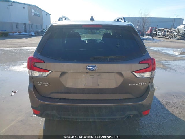 JF2SKEEC4NH490620 Subaru Forester Touring