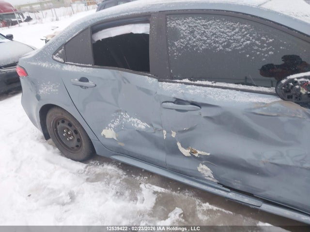 12539422 :رقم المزاد ، 5YFBPMBE0NP289270 vin ، 2022 Toyota Corolla Le مزاد بيع