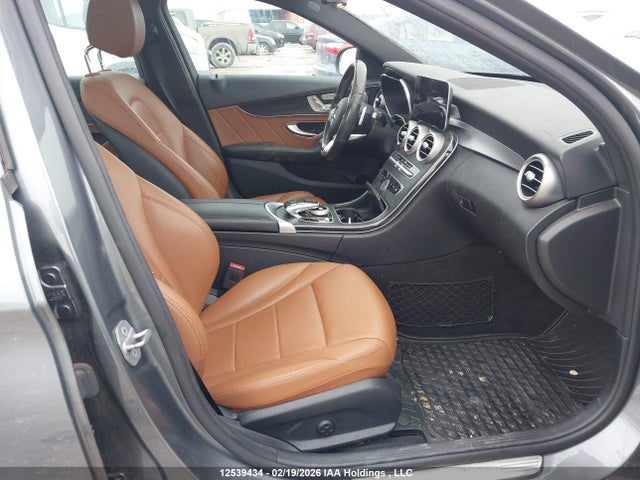 55SWF8EB9KU305520 Mercedes-Benz C 300 4matic