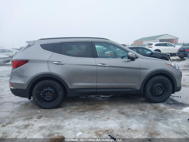 5XYZUDLB5HG472992 Hyundai Santa Fe Sport 2.4 Se