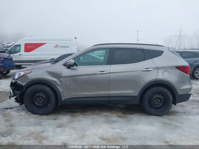 5XYZUDLB5HG472992 Hyundai Santa Fe Sport 2.4 Se