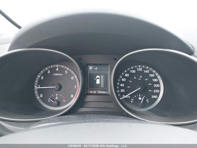5XYZUDLB5HG472992 Hyundai Santa Fe Sport 2.4 Se