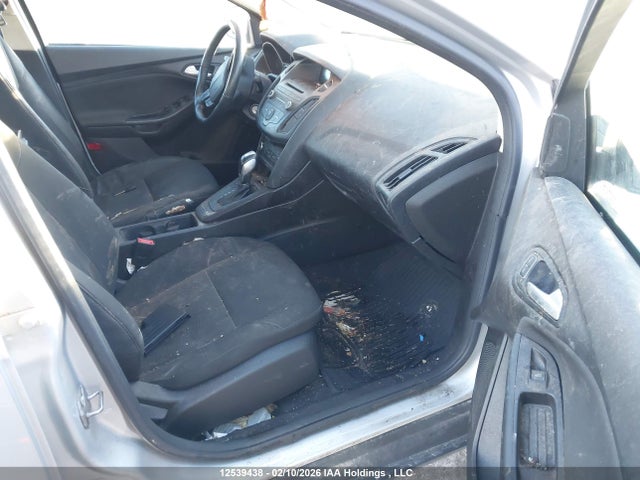 12539438 :رقم المزاد ، 1FADP3F29FL377527 vin ، 2015 Ford Focus Se مزاد بيع