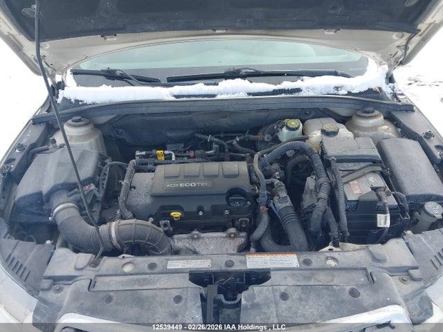 1G1PC5SBXE7127976 Chevrolet Cruze 1lt