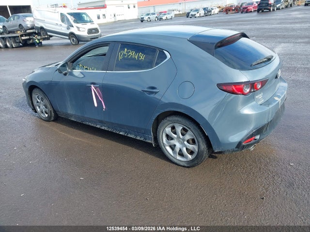 Mazda 3 Preferred Plus 2019 JM1BPBLM6K1130182 Image 3