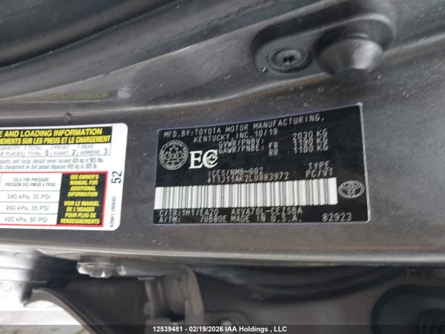 12539481 :رقم المزاد ، 4T1J11AK2LU883972 vin ، 2020 Toyota Camry مزاد بيع